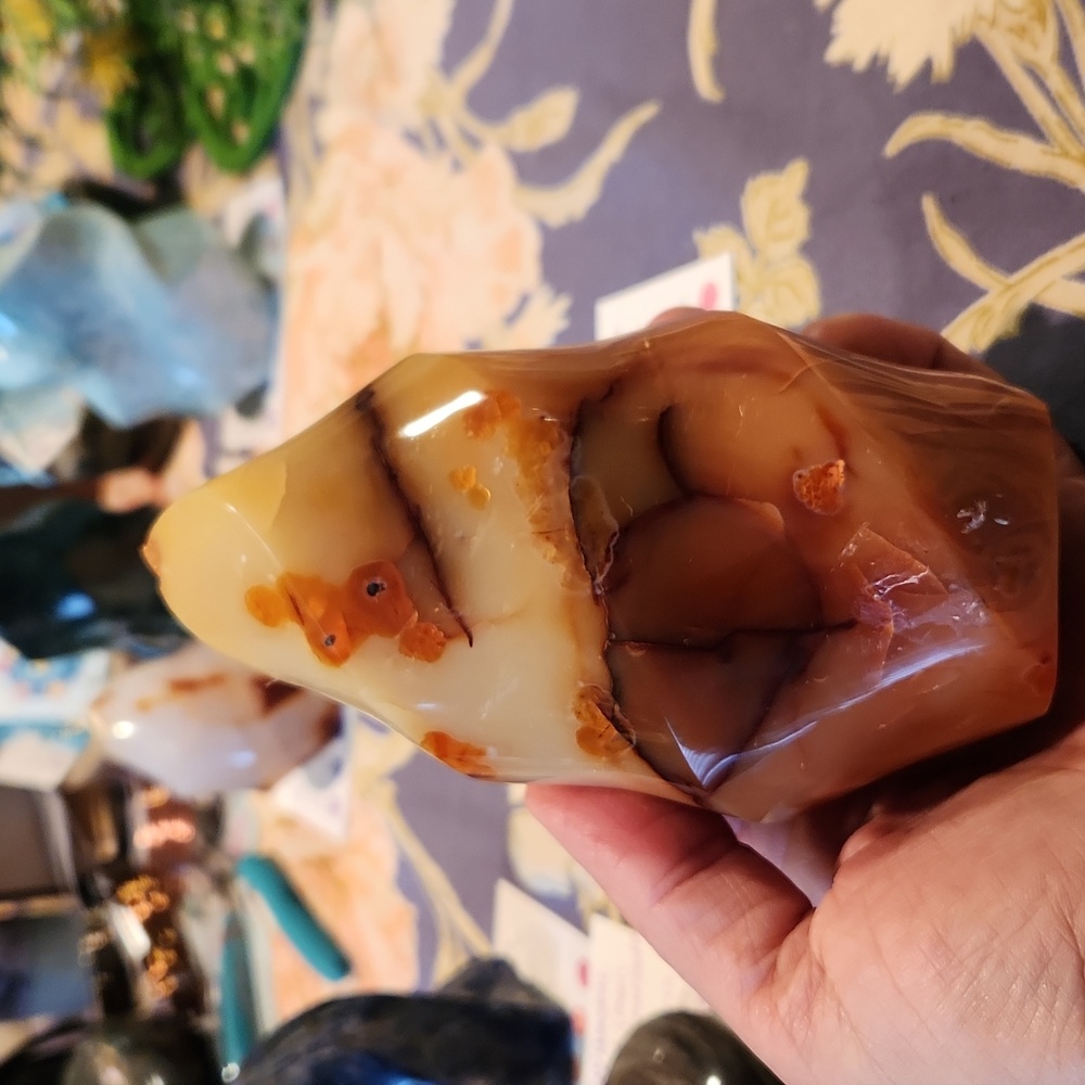 Large Carnelian Flame